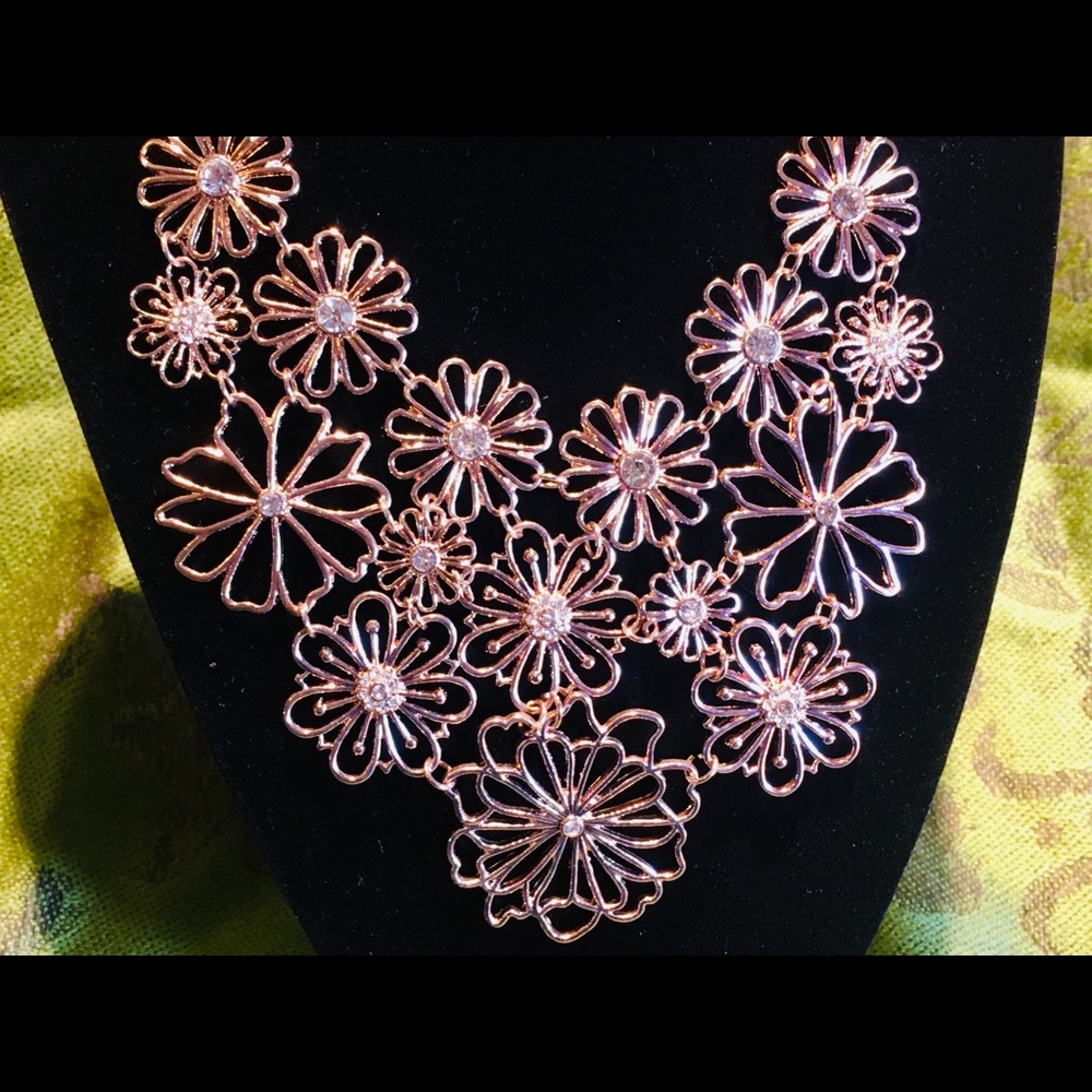 Rose-Gold Tone Floral Statement Piece Jewel Detail